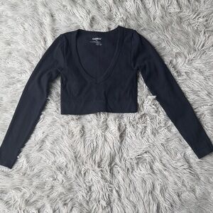 Garage Black V-Neck Long Sleeve Crop Top